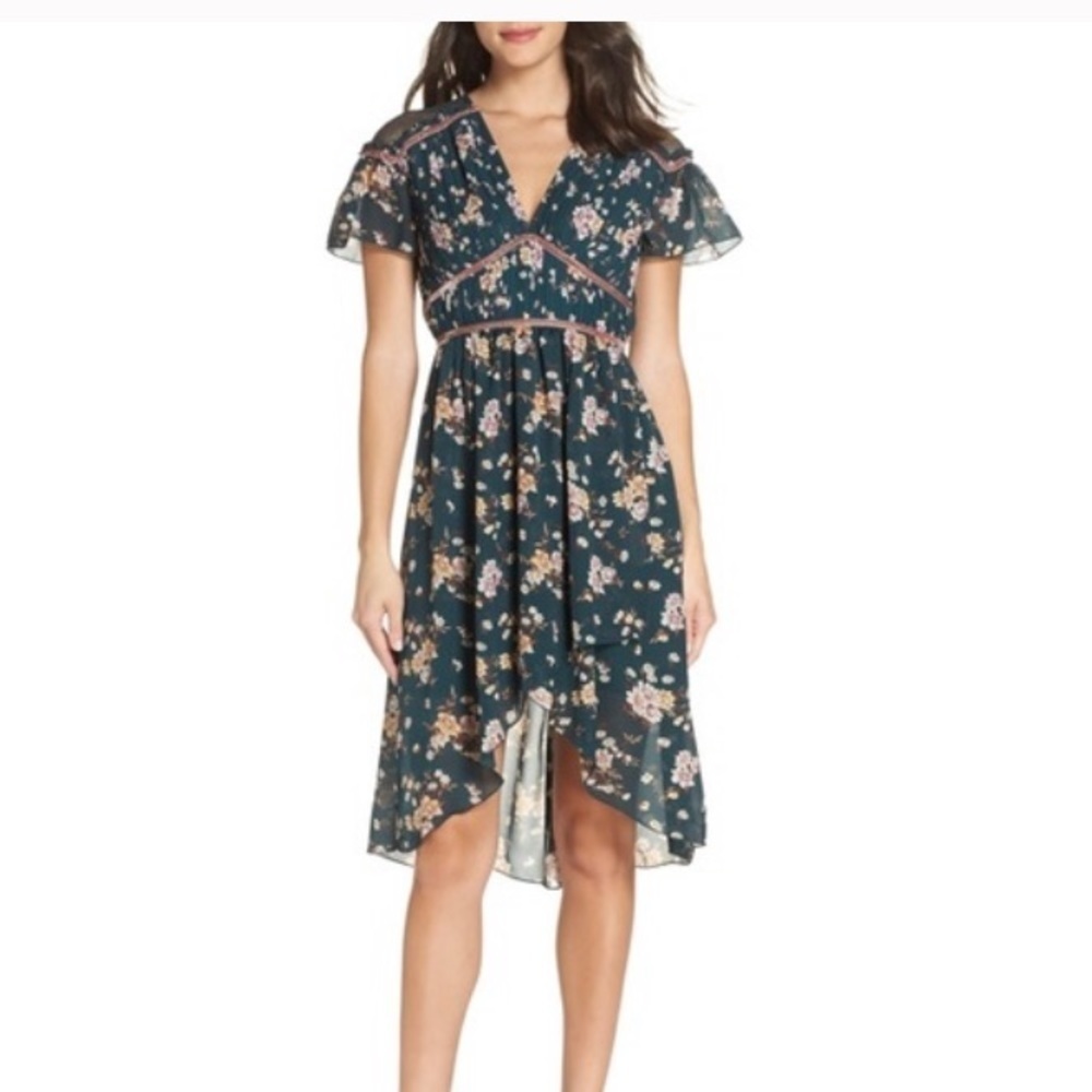 Chelsea28 dress NWT green‎ floral pleaded large
